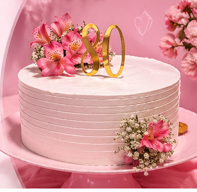 Bolo artesanal rosa decorado com flores